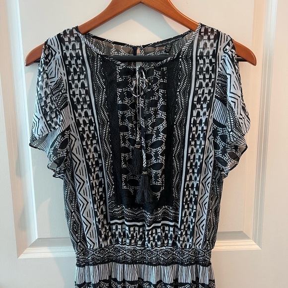 White House Black Market Women's
Flutter-Sleeve Printed Woven Maxi Dress - Picture 8 of 16